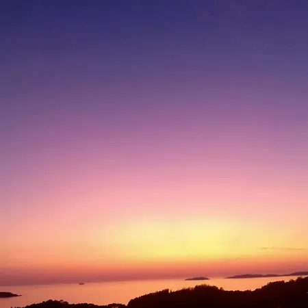 Espectaculares Vistas A La Ría De Aldán Bueu