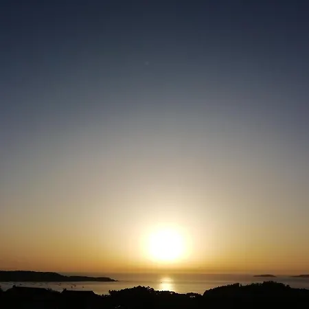 Espectaculares Vistas A La Ría De Aldán Casa de Férias Bueu