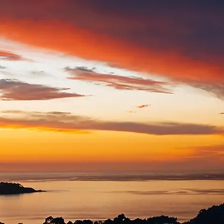 Espectaculares Vistas A La Ría De Aldán Casa de Férias Bueu